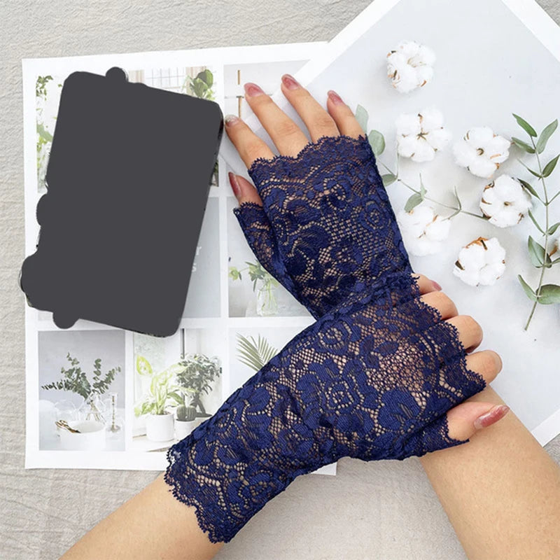 Womens Sexy Lace Gloves Sunscreen Short Gloves Fingerless Lace Driving Cycling Gloves Spring And Summer Mittens Accessories