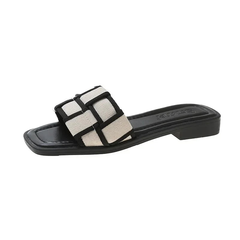 Black and White Plaid Slippers, Ladies Wear 2024 Summer New Flip-flops, Flat Beach Slippers, Women's Shoes